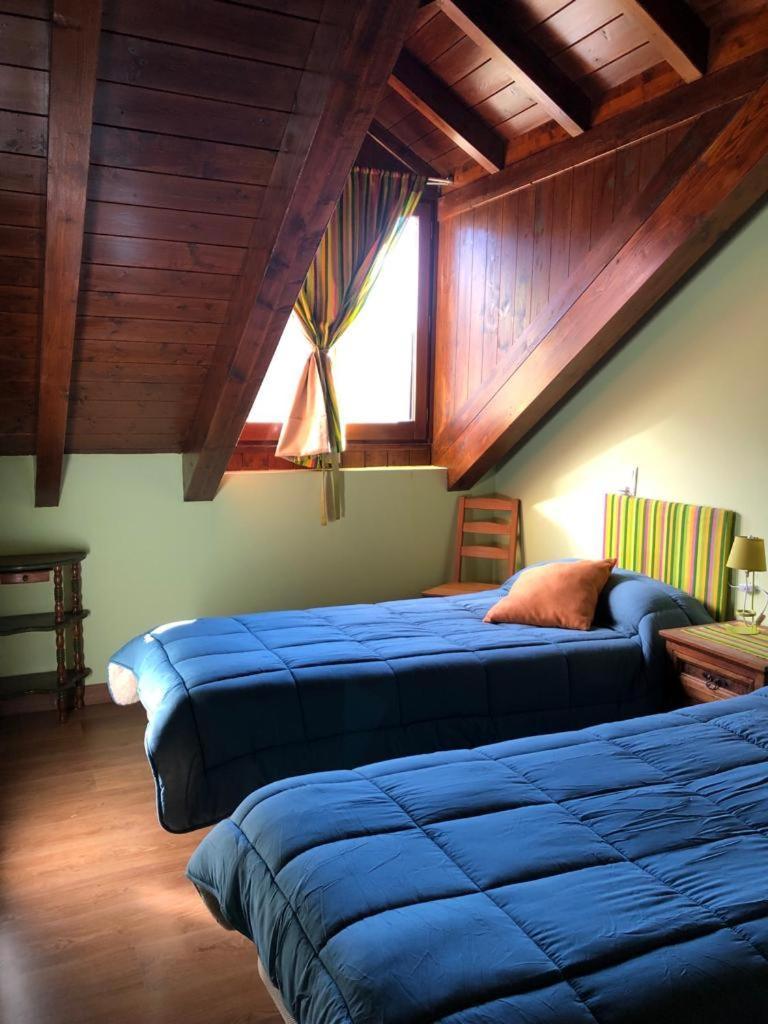 La Casa Amarilla Oto